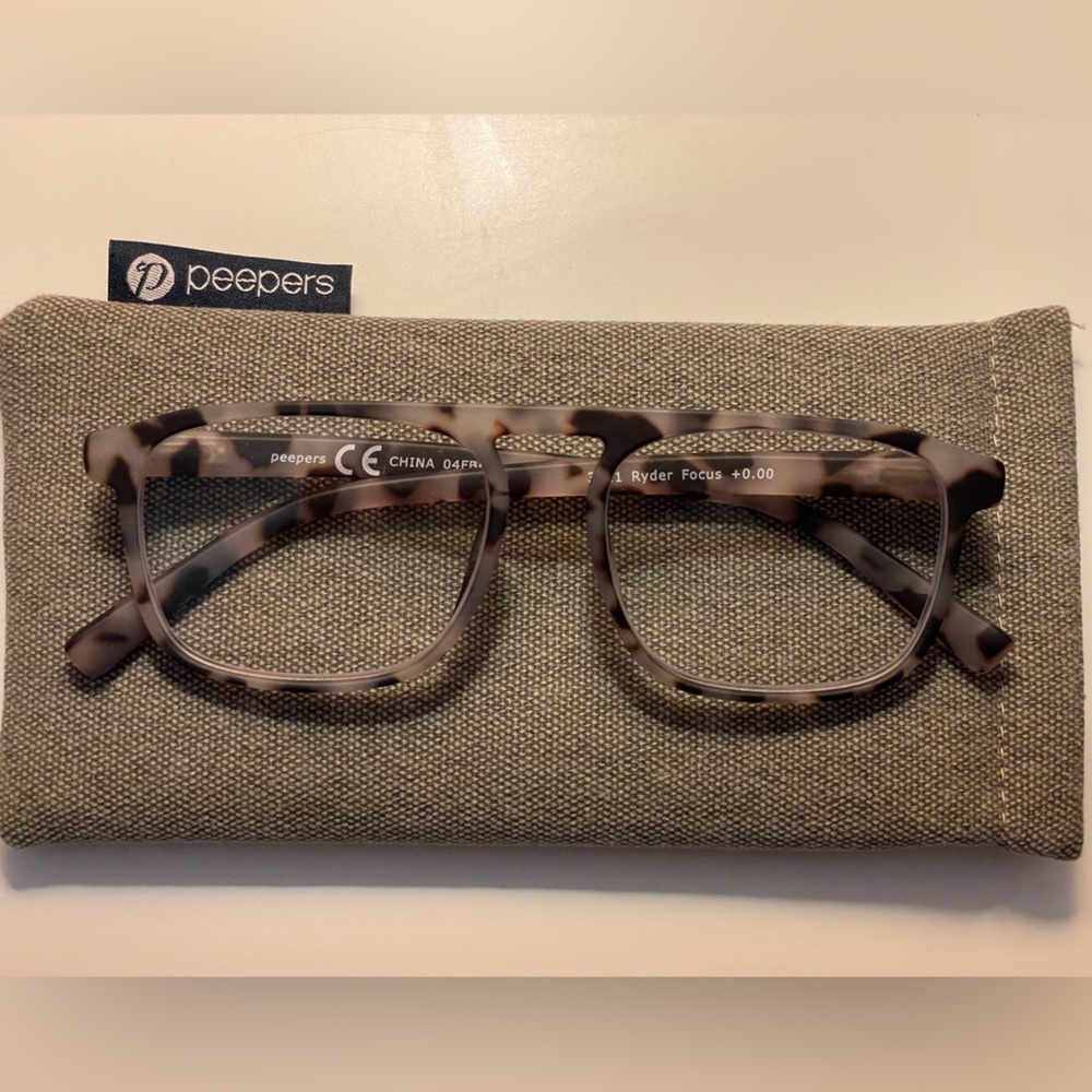 NWOT Peepers blue light glasses